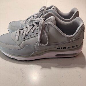 Nike Air Max Light Gray Sneakers